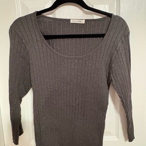 Gray Ribbed Long Sleeve Top